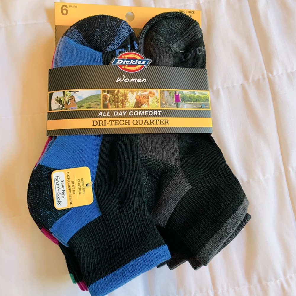 Dickies women’s six pack Dritech quarter socks